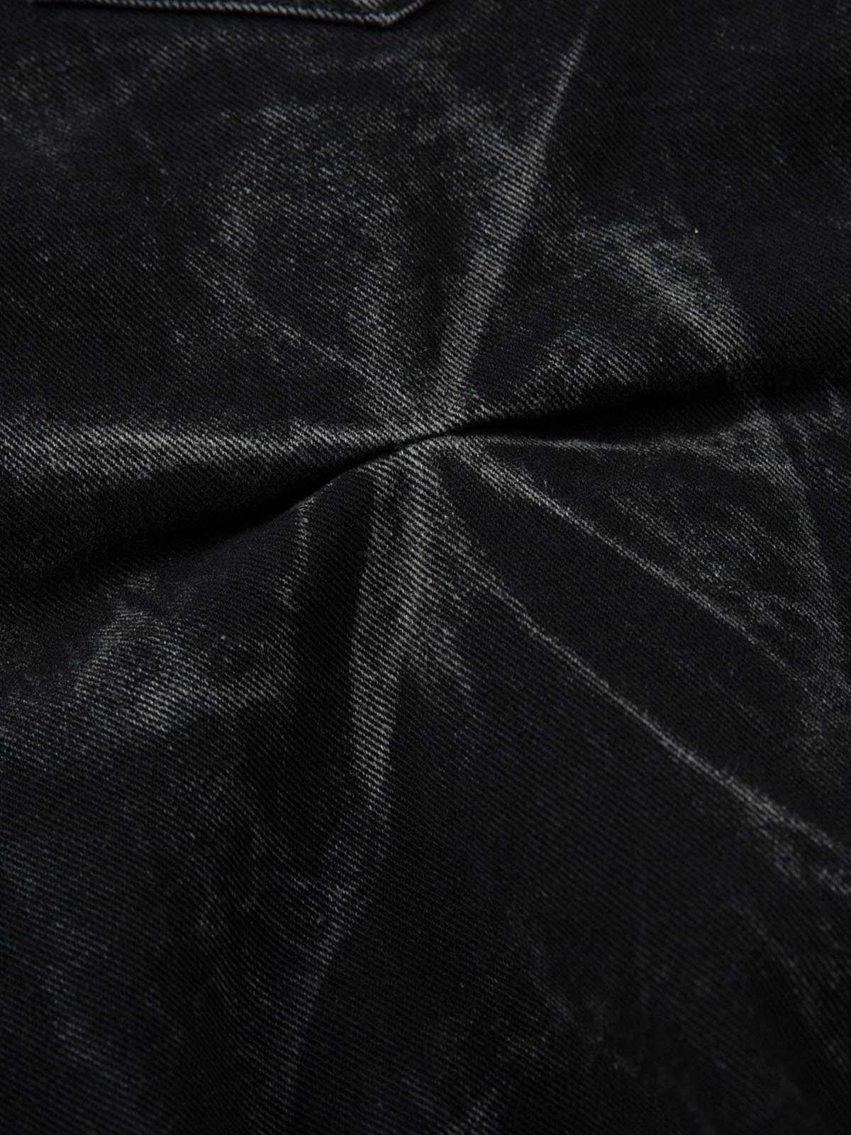 VLOSS™ Relaxed Pleat Denim Jeans